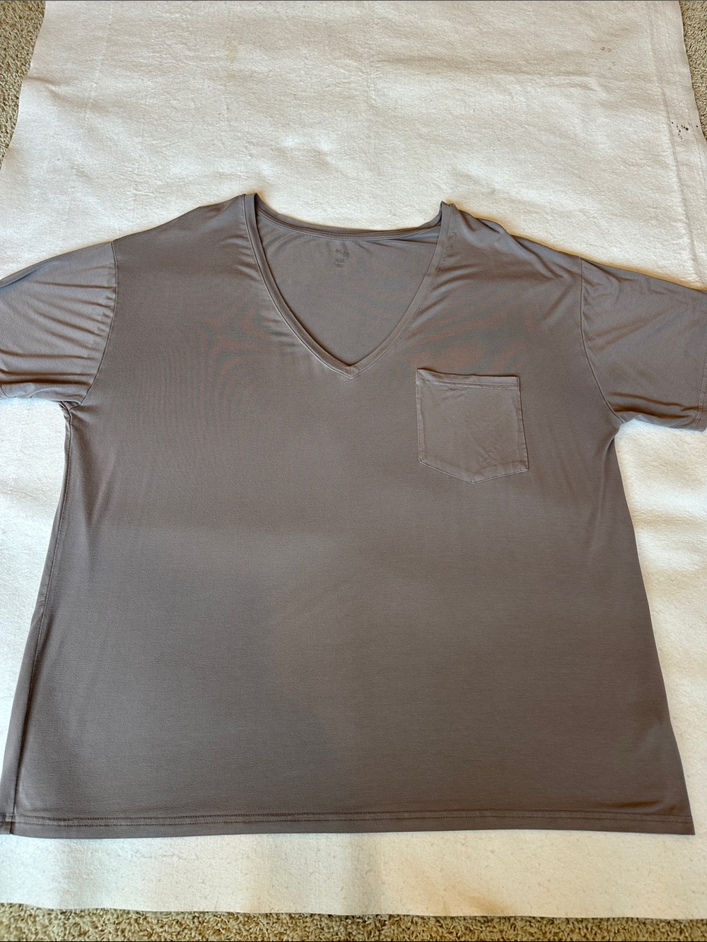 Kyte Baby Women’s Short Sleeve Bamboo V-Neck Pocket T-Shirt - Gray/Plum XXL